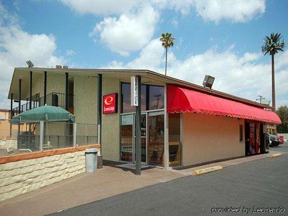 Motel 6 Bakersfield Exteriör bild